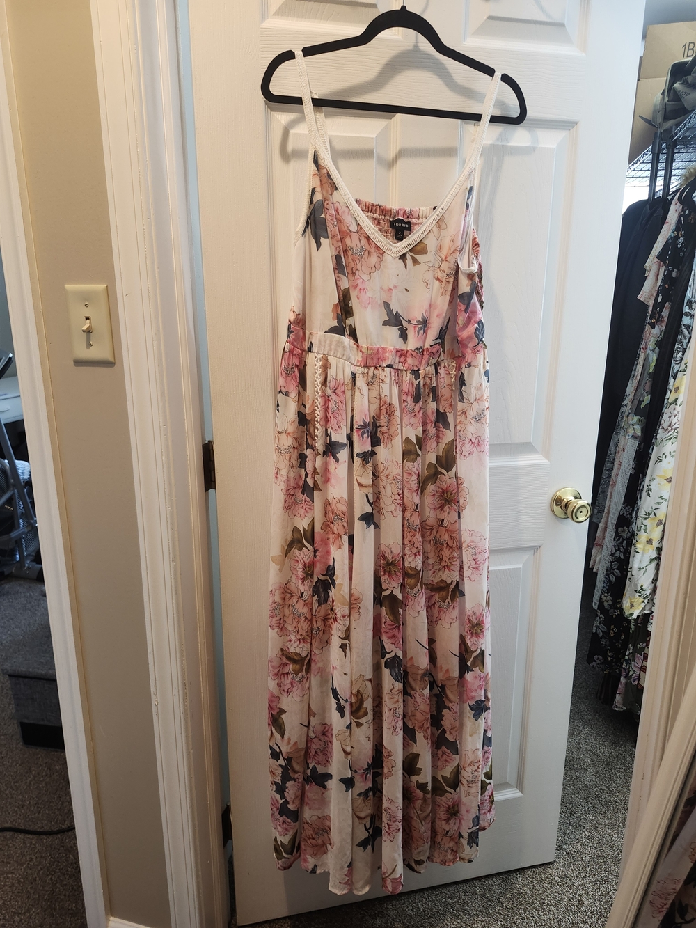 Torrid Sleeveless Floral Maxi Dress with Spaghetti Straps, Torrid 2 = 2X